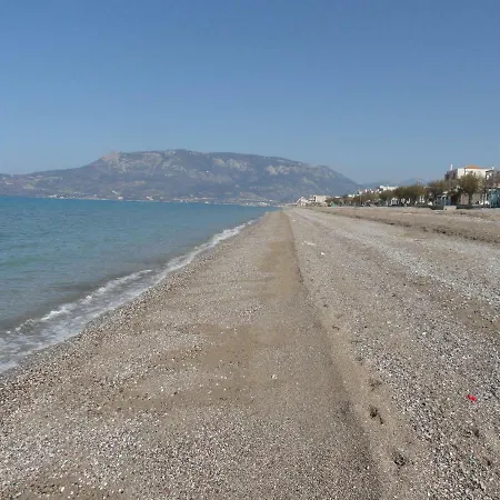 شقة σπιτι κοντα στην παραλια Corinth
